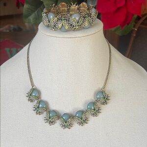 Plunder Gold and Blue Necklace with Bracelet Beatles